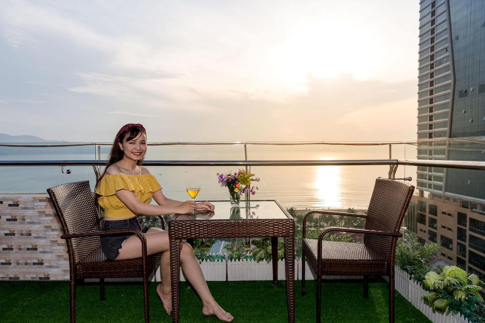 Alani Sea View Hotel Дананг Екстер'єр фото